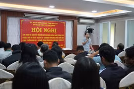 Tập huấn về chuyển đổi số và ứng dụng công nghệ thông tin cho gần 100 đại biểu