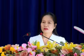 Đại biểu Quốc hội tỉnh Gia Lai tiếp xúc cử tri xã Chư Pưh.