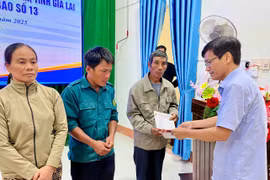 Doanh nhân trẻ đồng hành cùng người dân Gia Lai bị thiệt hại sau thiên tai.