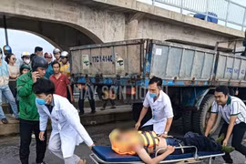 Vụ việc học sinh lớp 11 tự tử tại đập dâng Phú Phong (xã Tây Sơn) vào sáng 3-11, khiến người dân xôn xao.