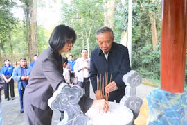 Lãnh đạo tỉnh Gia Lai "về nguồn" tại Căn cứ địa cách mạng Khu 10