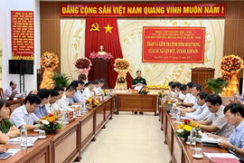 Chỉ huy trưởng Bộ CHQS tỉnh Nguyễn Thế Vinh yêu cầu các xã tập trung gắn kết phát triển kinh tế - xã hội với củng cố quốc phòng - an ninh vững chắc.