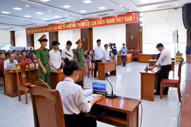 200 ngư dân và sinh viên tham gia phiên tòa giả định về chống khai thác IUU