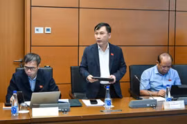 Đề nghị cấm tuyệt đối việc đầu tư kinh doanh thuốc lá điện tử, thuốc lá nung nóng