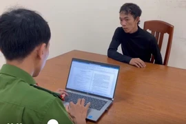 Đối tượng Phan Thanh Hưng-đối tượng trộm cắp để mua ma túy sử dụng-tại Cơ quan điều tra.