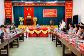 Phó Chủ tịch Thường trực UBND tỉnh Gia Lai Nguyễn Tuấn Thanh làm việc với lãnh đạo 2 xã: Phù Mỹ Tây và An Lương.