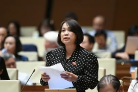 ĐB Nguyễn Thị Thu Thủy đề nghị cần có quy định biện pháp bảo vệ thông tin cá nhân chặt chẽ hơn trên nền tảng thương mại điện tử.