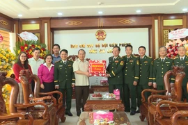 Phó Bí thư Tỉnh ủy Châu Ngọc Tuấn thăm, chúc mừng Ban Chỉ huy BĐBP tỉnh Gia Lai nhân ngày 22-12.