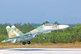 Cao hơn bầu trời là Tổ quốc