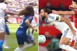 CĐV Man Utd nổi giận vì tình huống của trận Chelsea