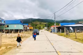 Người dân buôn Ma Giai mong được hỗ trợ sinh kế