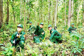 Giữ vững “phên giậu” từ thế trận lòng dân