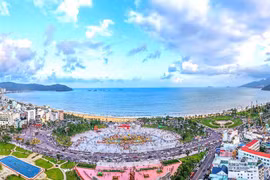 Vững bước tiến vào kỷ nguyên mới