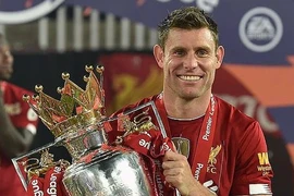 James Milner trở thành cầu thủ 'đặc biệt' nhất lịch sử Ngoại hạng Anh