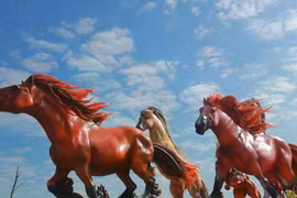 Linh vật Bính Ngọ 2026 và ý nghĩa văn hóa đặc sắc của ngựa