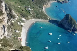 Hòn đảo thời tiền sử ở Địa Trung Hải