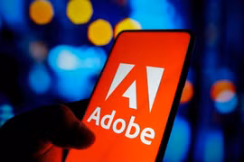 Trợ lý AI trên Acrobat cho phép chỉnh sửa PDF bằng hội thoại