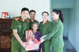 Tết ấm trong những ngôi nhà nghĩa tình