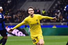 Xác định thêm 4 đội bóng vào vòng 1/8 Champions League