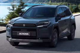 SUV bán chạy nhất của Toyota có phiên bản ‘song sinh’