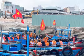 Siết chặt an toàn giao thông đường thủy từ bến bãi