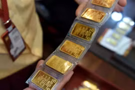 Từ đỉnh lịch sử đến cú giảm sốc: Vì sao giá vàng quay đầu mạnh?