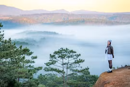 Đón bình minh, săn mây ở Măng Đen