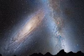 Mọi thiên hà láng giềng đều tăng tốc rời xa Dải Ngân hà, trừ một ngoại lệ