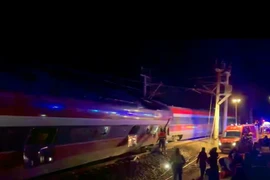 Tây Ban Nha: Va chạm tàu tốc độ cao, 21 người thiệt mạng