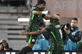 Nigeria thẳng tiến, tứ kết AFCON đầy ắp anh hào