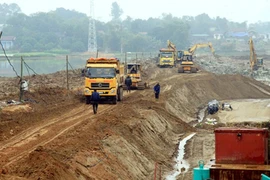 Khi người dân ở vị trí trung tâm