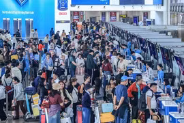 Vietnam Airlines tăng chuyến bay Tết từ sân bay Tân Sơn Nhất