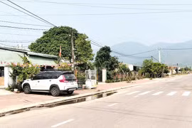 Hàng trăm hộ dân mòn mỏi chờ sổ đỏ