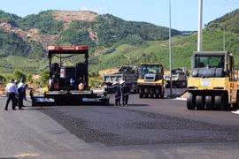 Quyết tâm bứt phá về hạ tầng, thu hút đầu tư