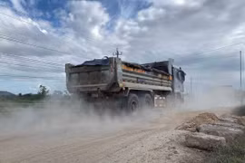 Đường tỉnh 638 xuống cấp: Chấn chỉnh hoạt động vận chuyển, khắc phục hư hỏng