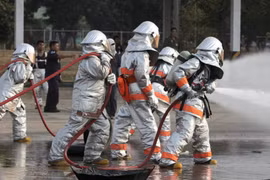 Thái Lan: Cháy nhà máy sản xuất lốp xe khiến 14 người bị thương