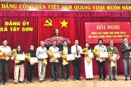 Nâng cao sức chiến đấu của tổ chức đảng và đảng viên