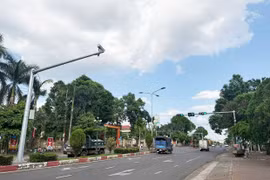 Hệ thống camera tiền tỷ “trùm mền” vì vướng bàn giao