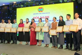 Xây dựng Hội Nông dân các cấp vững mạnh toàn diện, đáp ứng yêu cầu trong giai đoạn mới.