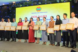 Xây dựng Hội Nông dân các cấp vững mạnh toàn diện, đáp ứng yêu cầu trong giai đoạn mới.