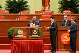 Ban Chấp hành Trung ương Đảng khóa XIV tiến hành Hội nghị lần thứ nhất