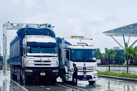Hải quan chỉ đạo thông quan 24/7, siết chống buôn lậu xuyên suốt dịp nghỉ lễ.