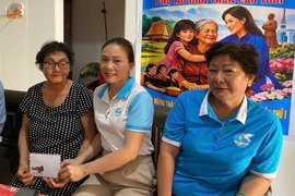 28 tập thể Hội cấp cơ sở được Hội Liên hiệp Phụ nữ Việt Nam tặng bằng khen.