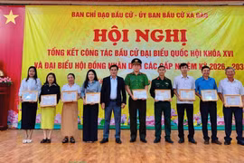 Xã Gào tổng kết bầu cử đại biểu Quốc hội và HĐND các cấp, khen thưởng 10 tập thể, 31 cá nhân.