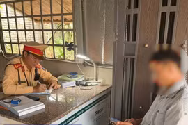 Phát hiện tài xế xe tải dương tính với ma túy