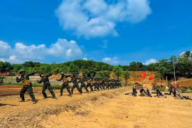 Ban Chỉ huy phòng thủ khu vực 3 - Thống Nhất phát động đợt thi đua cao điểm.