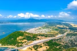 Phê duyệt giá khởi điểm đấu giá đất dự án Khu thương mại, dịch vụ, khách sạn Ngãi An.