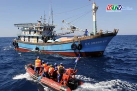 Điểm tin trưa: Gia Lai tiên phong hỗ trợ lắp đặt VMS cho tàu cá nguy cơ cao