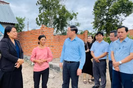 Phó Bí thư Tỉnh ủy, Chủ tịch UBND tỉnh Phạm Anh Tuấn thăm, làm việc tại xã Ya Ma