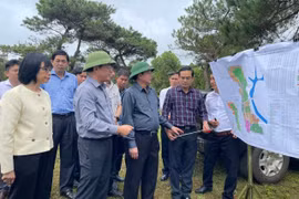 Lãnh đạo tỉnh kiểm tra, khảo sát các dự án trọng điểm phía Tây tỉnh